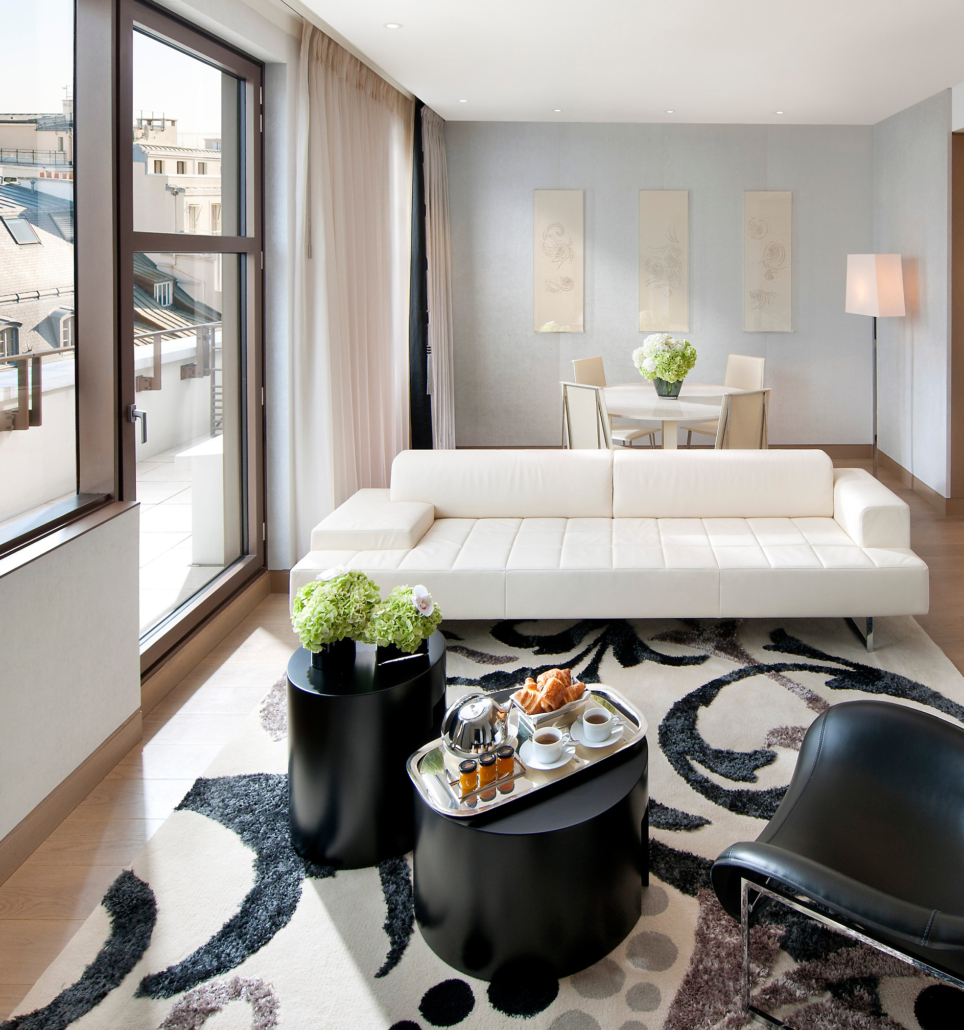 paris-suite-mandarin-royale-suite-Claudia-M-Gomez-luxury-Hotels-Turism